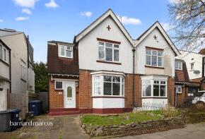 19, Cedar Lawn Avenue, Barnet EN5 2LP