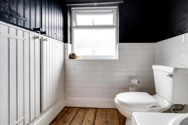 Bathroom (4).jpg