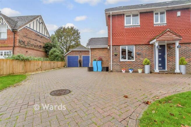Driveway/Parking