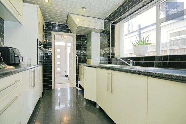 3 bed Semi-Detached for sale Image 5