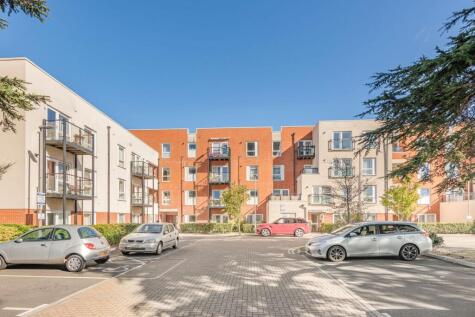 Magnolia House, Spelthorne Grove, Sunbury-on-Thames, TW16 7FA