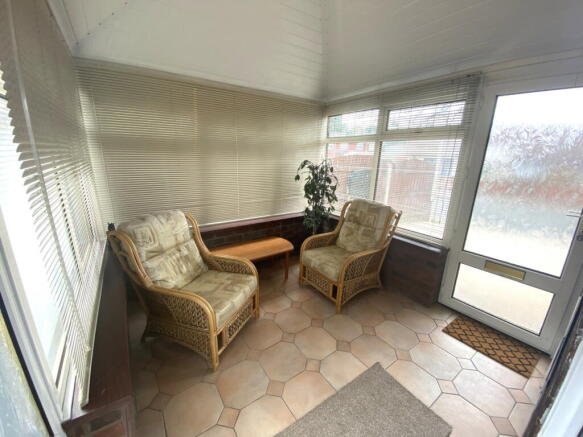 2 bed Semi-Detached Bungalow for sale Image 4