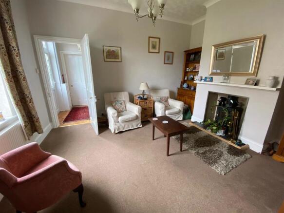 Dining Room.jpg