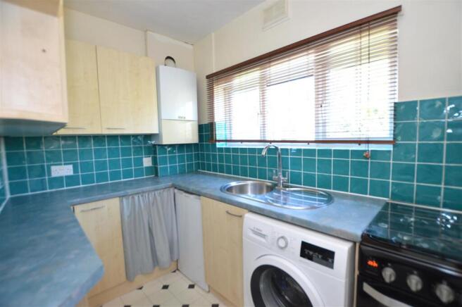 28 Bramley Close kit.JPG