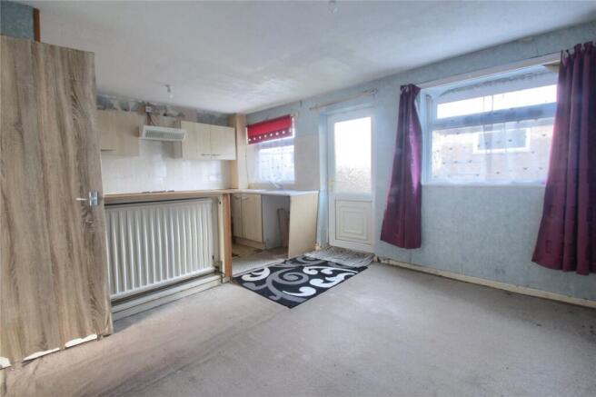 3 bed Terraced for sale Image 6