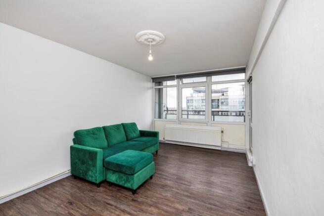 81261d08-882c-f11...