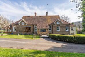 Woodlea, New Ground Road, Aldbury HP23 5SF