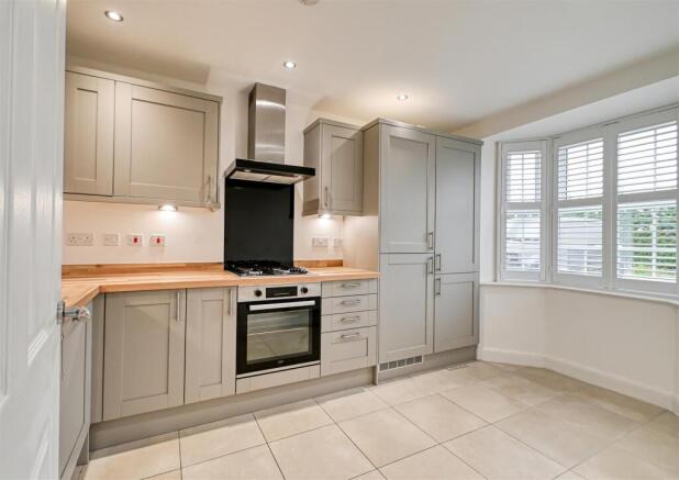 5 Narburgh Place, Alveley, Bridgnorth photo 4