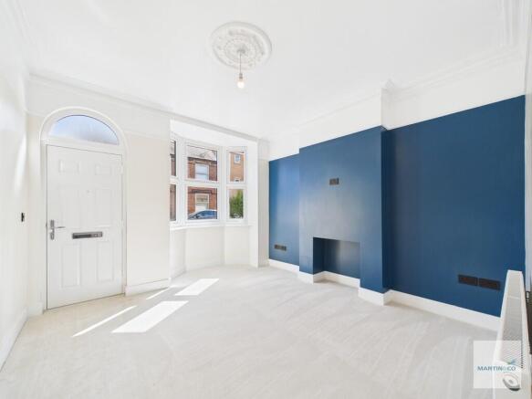 CAM03394G0-PR0336...