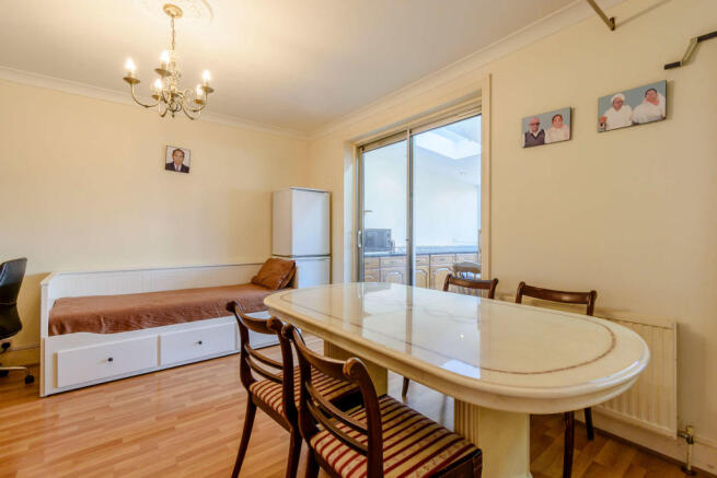 8435965-interior09-800