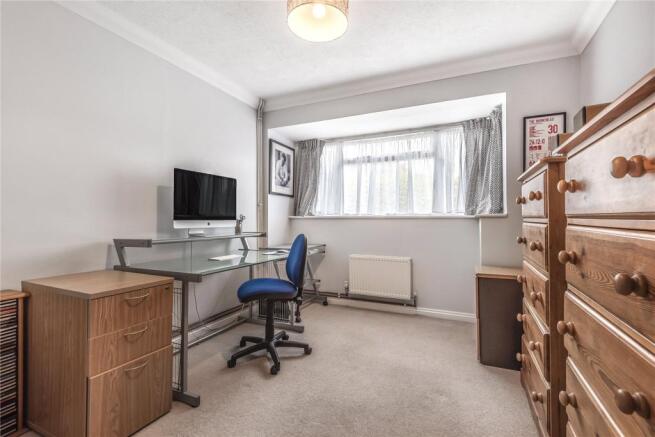 Bedroom / Study