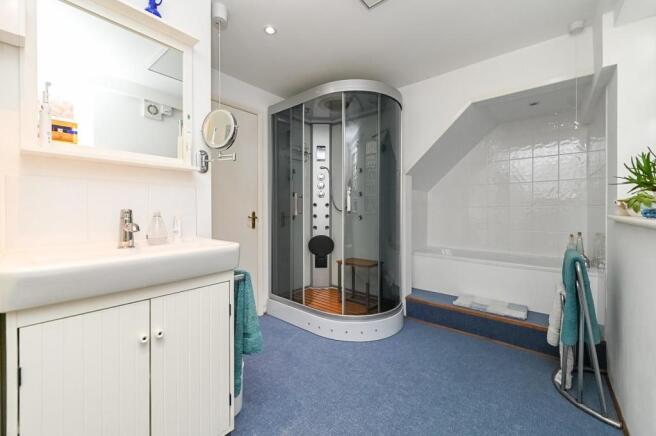 Principal Suite Shower Room