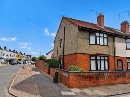 Delapre Crescent Road, Far Cotton, Northampton NN4