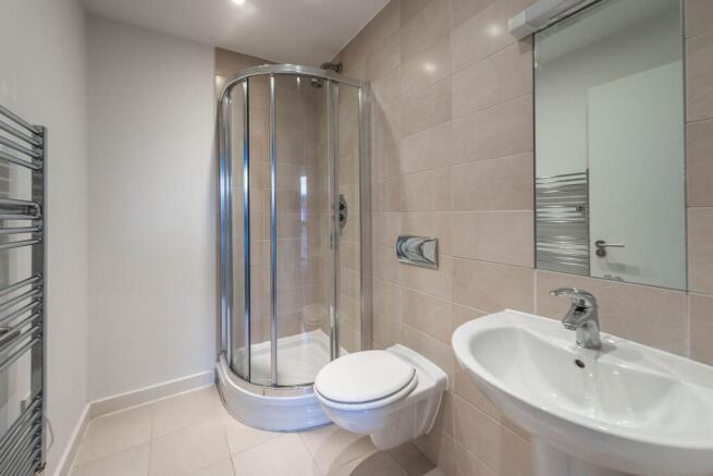 2 bed Flat to rent Image 8