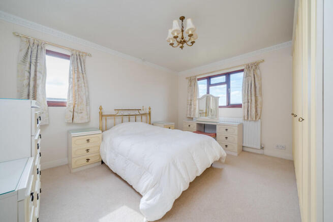3 bed Detached for sale Image 9