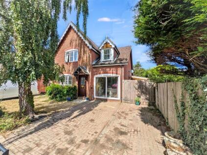 Oak Tree Lane, Woodgate