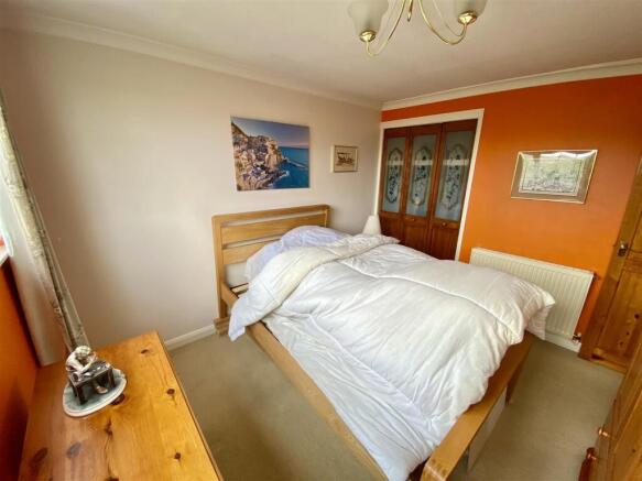 bedroom4.jpeg