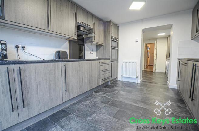 Fitted Kitchen