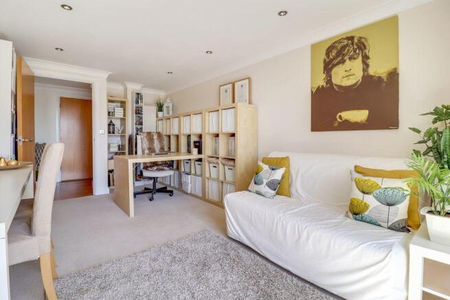 Bedroom 2 (Double)