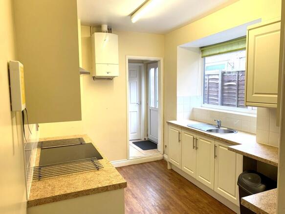 Mellard Street, Newcastle, Staffordshire, ST5 2DN photo 3