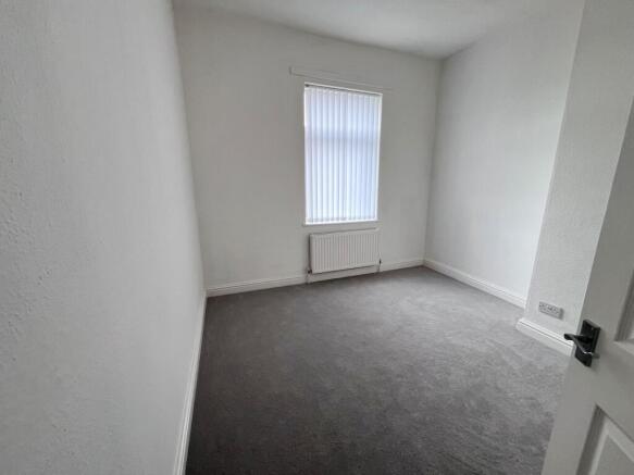 2 bed Terraced for sale Image 4