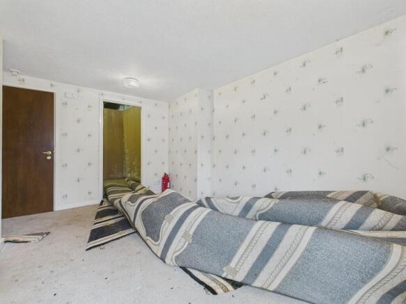 CAM04273G0-PR0149...