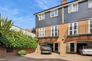 22, Harvest Lane, Thames Ditton KT7 0NG