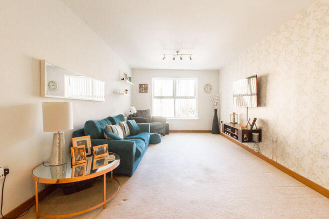Kitchen/Living Area