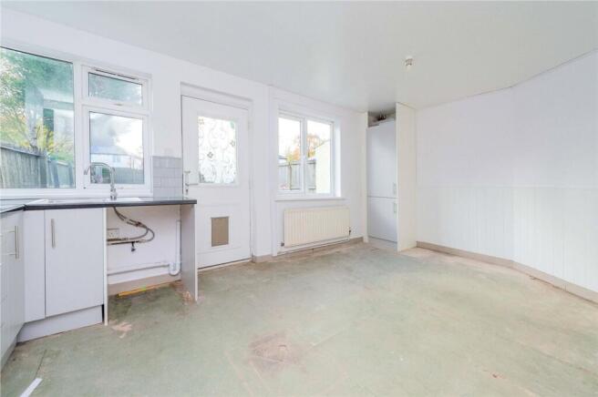 Freeston Avenue, St. Georges, TF2 photo 3