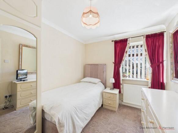 2 bed Detached Bungalow for sale Image 8
