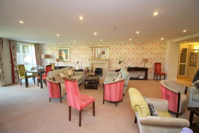 Homeowners' Lounge.JPG