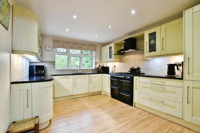 Wellfield Close, Knutsford, WA16 photo 4