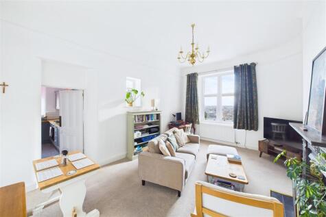 Hillside position in Mid Clevedon