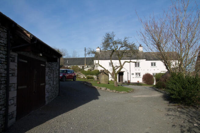 Barn/Double Garag...