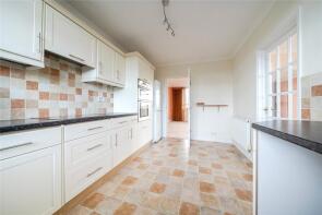 Flat 9, 42 Gaywood, Hawthorne Road, Bickley, Bromley BR1 2TL