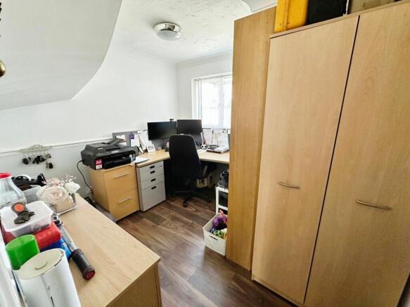 Office/ Bedroom 5