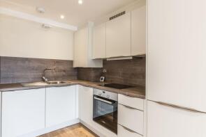 12, Churchill House, Trout Road, West Drayton UB7 7RW