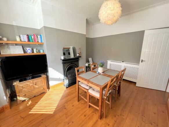 RECEPTION ROOM 1