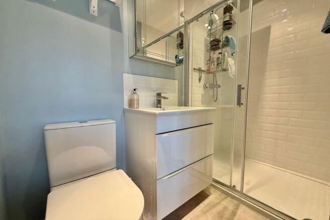 Bedroom 1 Ensuite