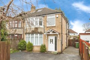 44, Carr Manor View, Moortown, Leeds LS17 5AQ