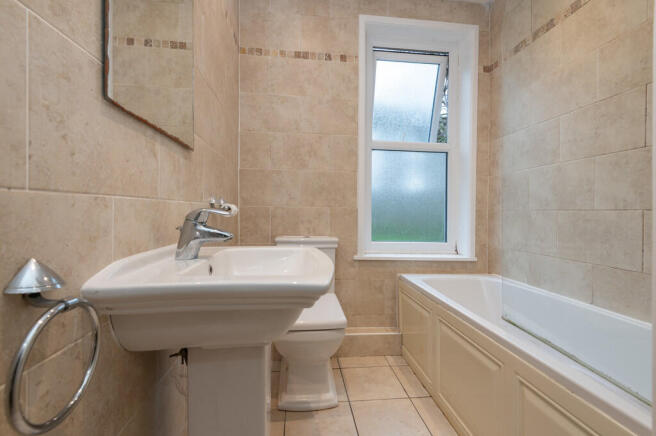 3 bed Semi-Detached for sale Image 7
