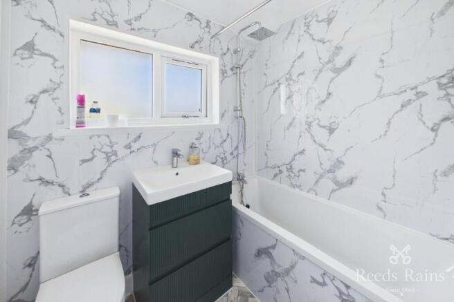 2 bed Semi-Detached for sale Image 7