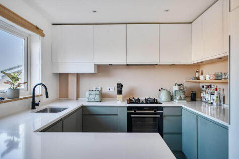 Calypso Crescent, Peckham, London