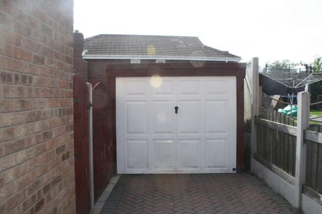Detached Garage