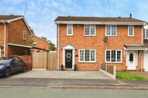 8, Canterbury Drive, Wolverhampton WV6 7XA
