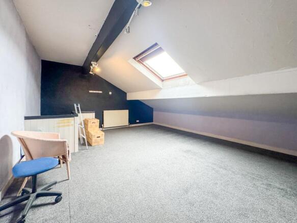 2 bed Terraced for sale Image 11