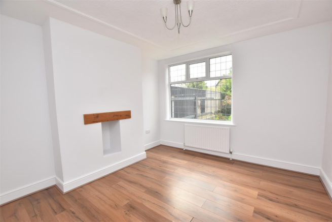 DINING ROOM (REAR)