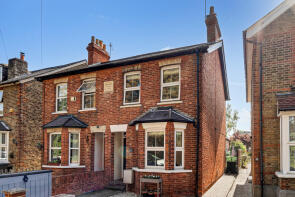 14, Chandos Road, Staines-upon-thames TW18 3AT