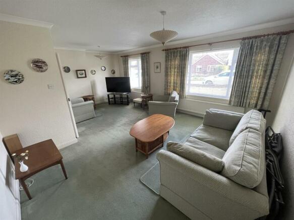 Living / Dining Room