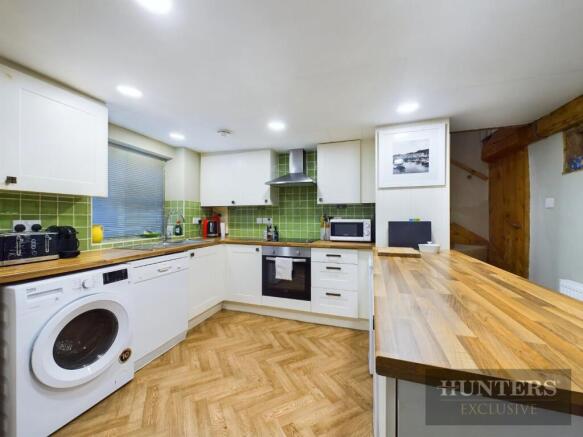 3 bed Terraced for sale Image 9